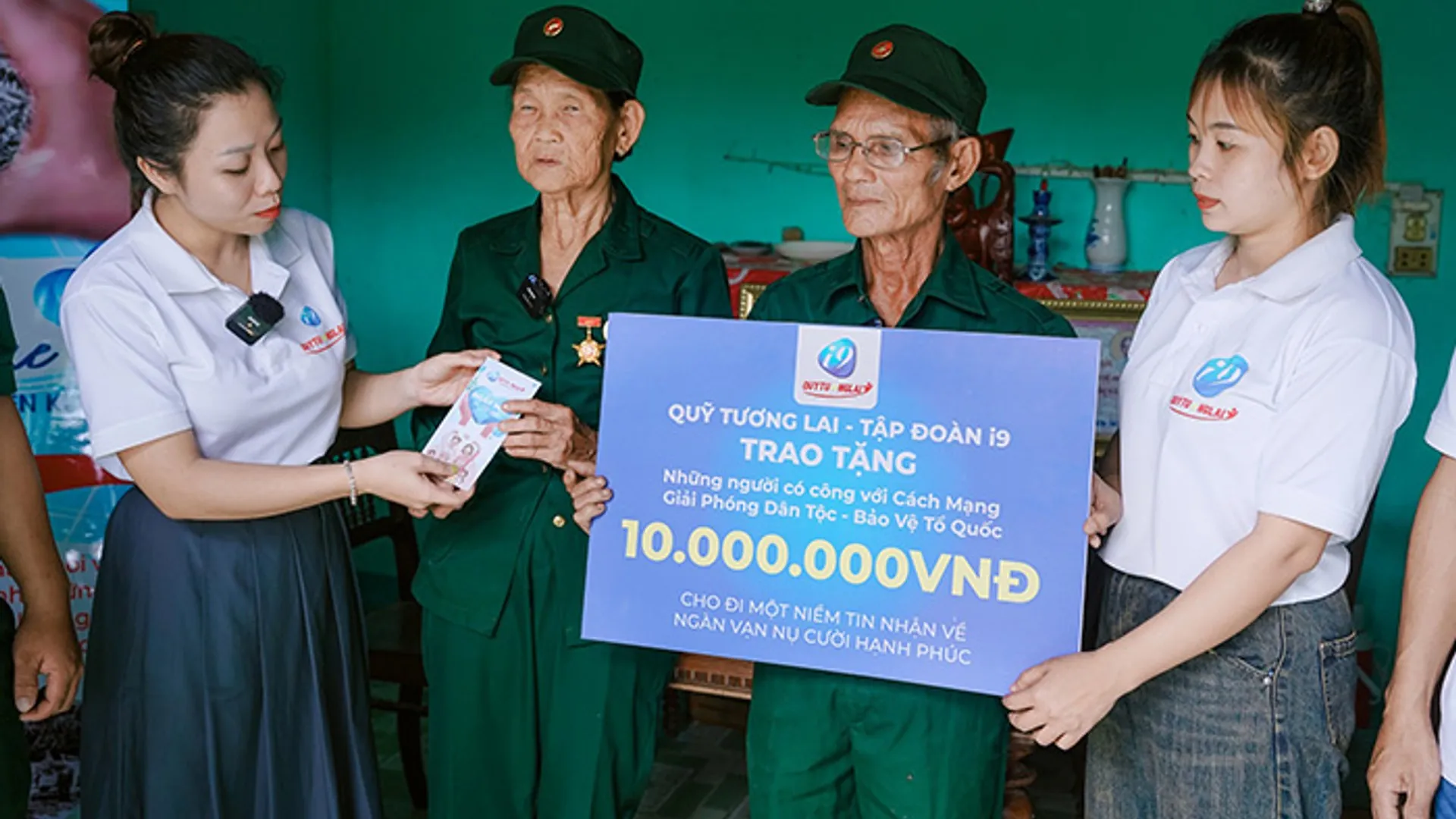 Đội ngũ hỗ trợ khách hàng Vinbet chuyên nghiệp